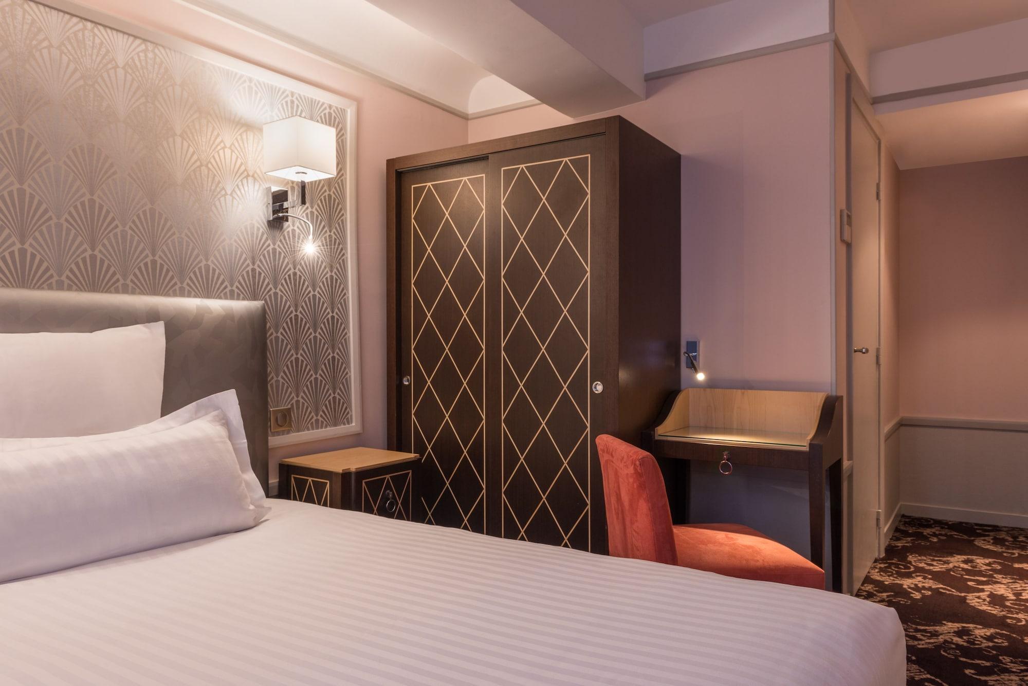 Crystal Hotel Париж Екстериор снимка